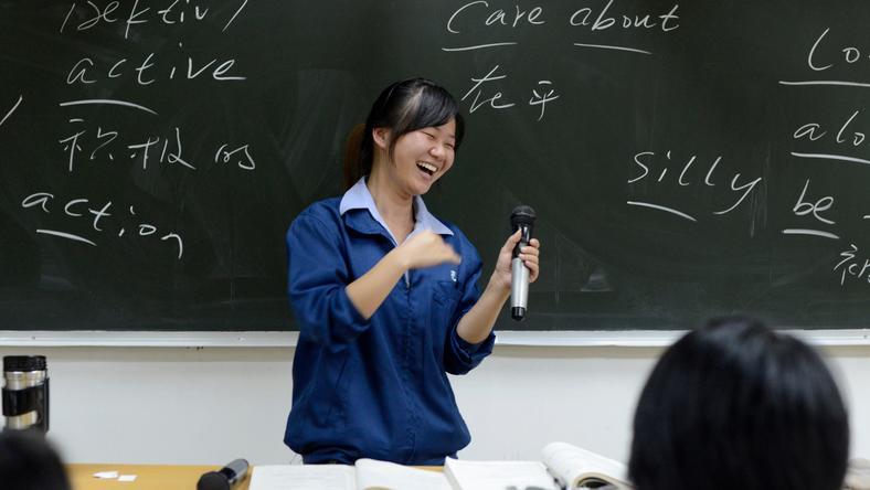 谁在给英语标准口音封神?